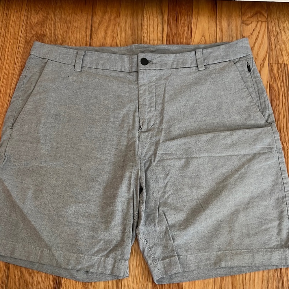 Mens lululemon linen-like shorts